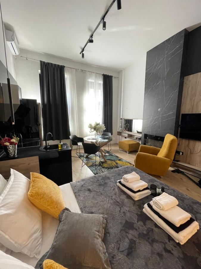 Lux Dabich 1 Apartman Újvidék Kültér fotó